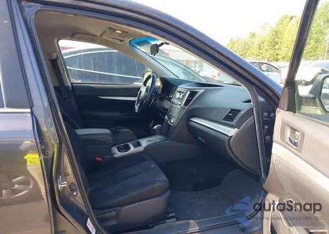 2013 Subaru Outback 2.5I Premium from USA, damaged, VIN 4S4BRBBCXD3244921